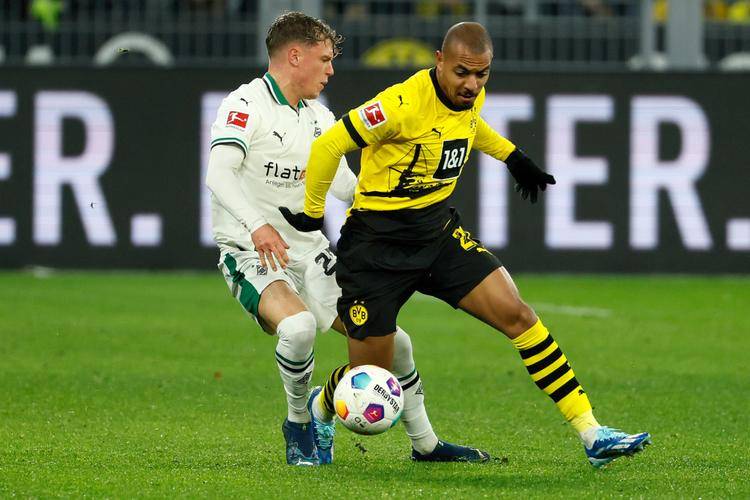 pg关于里程碑夜多特蒙德强势反弹门兴格拉德巴赫临场应变备战西甲，媒体一致点评：AC米兰今晨刷新队史纪录的信息